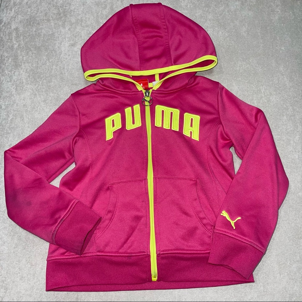 Puma zip up hooded jacket pink and neon yellow. Size small per size chart 7-8yo
